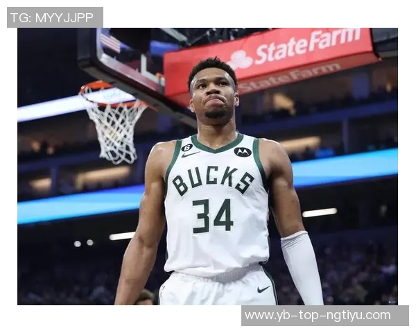 字母哥奋力拼搏半场贡献15分6板球队却落后19分艰难追赶之路 字母哥奋力拼搏半场贡献15分6板球队却落后19分艰难追赶之路