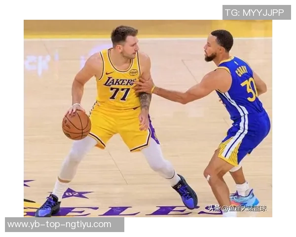 湖人全场失误频频东詹里合计17次东契奇独自9次表现堪忧 湖人全场失误频频东詹里合计17次东契奇独自9次表现堪忧