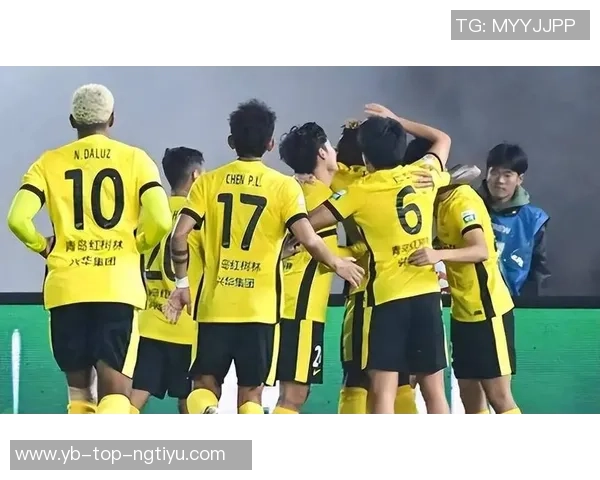 杨希感谢邵佳一称与队友聊天助力中文快速进步