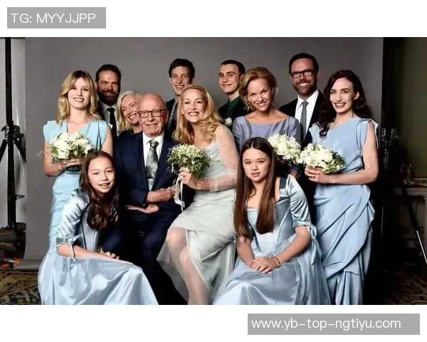 维尼修斯与模特女友甜蜜合影重修旧好感情升温引发热议 维尼修斯与模特女友甜蜜合影重修旧好感情升温引发热议